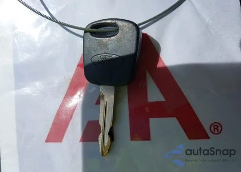 2000 Ford Explorer Xls from USA, damaged, VIN 1FMZU62X7YUB23934